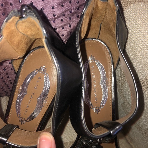 🌺Elie Tahari leather and embellished stilettos - Picture 7 of 12